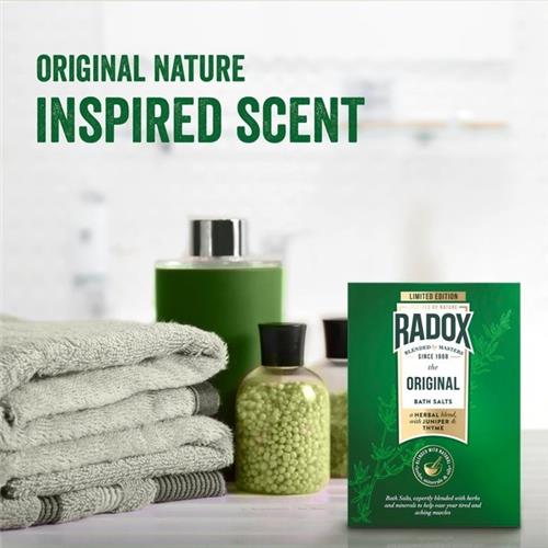 Radox Original Bath Salts Herbal Blend With Juniper & Thyme 400g