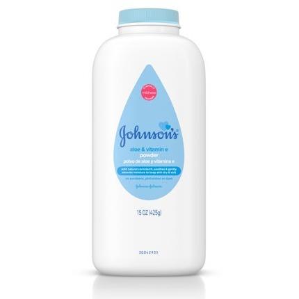 Johnson's Baby Powder Aloe & Vitamin E 15oz - SAVE $10